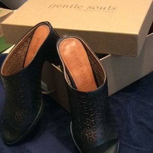 Gentle Souls by Kenneth Cole